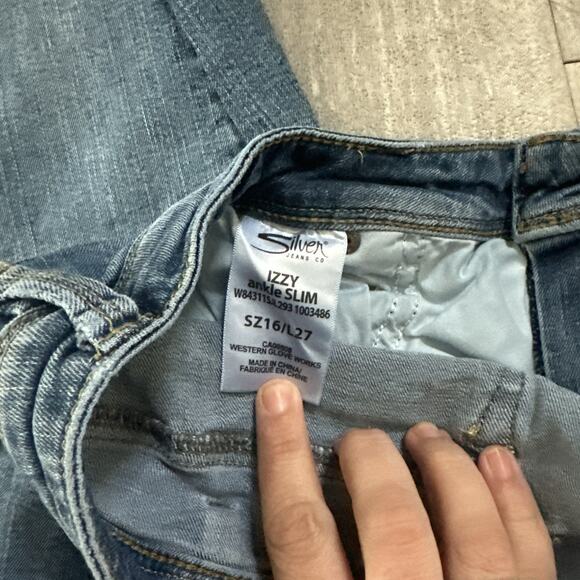 Silver Jeans Womens Izzy Slim Size 16x27 Raw Hem Patchwork NEW 99$ - Picture 5 of 5